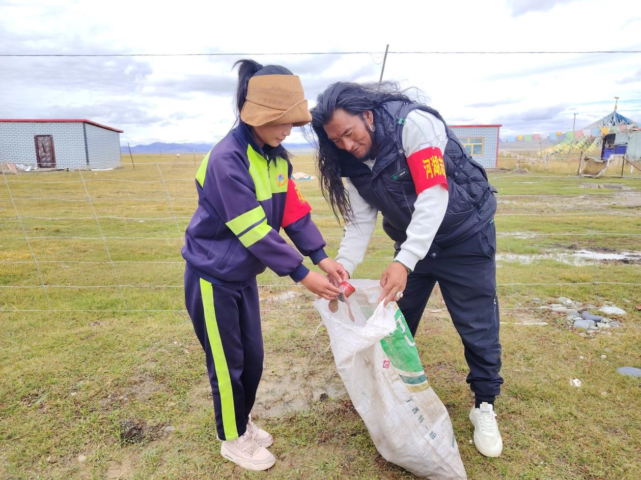 青海省玉树藏族自治州：深化河湖长制守护“中华水塔” 力保“一江清水向东流”