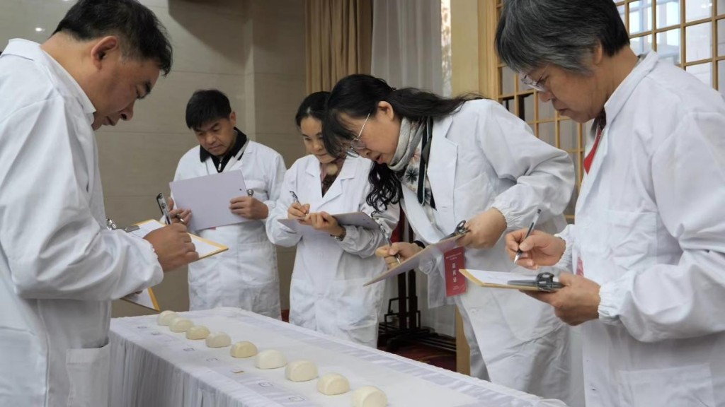 首届中国南方馒头小麦品种质量鉴评会召开